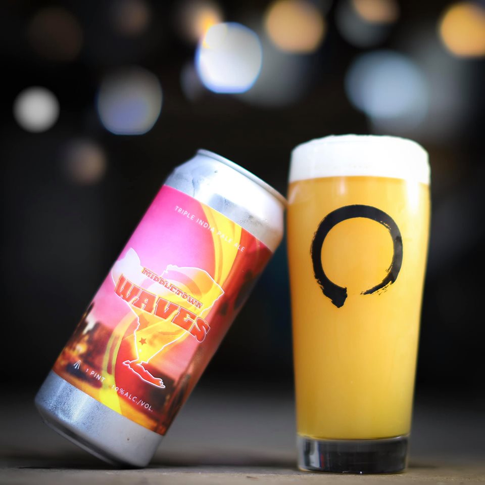Middletown Waves by Equilibrium Brewery